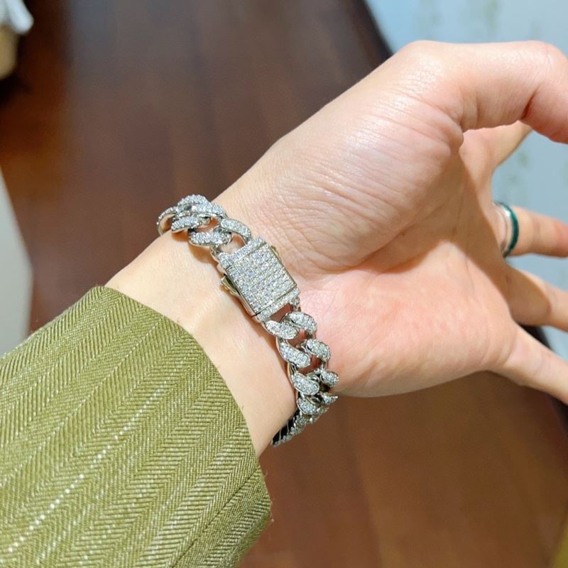 Gvc*1 bracelets